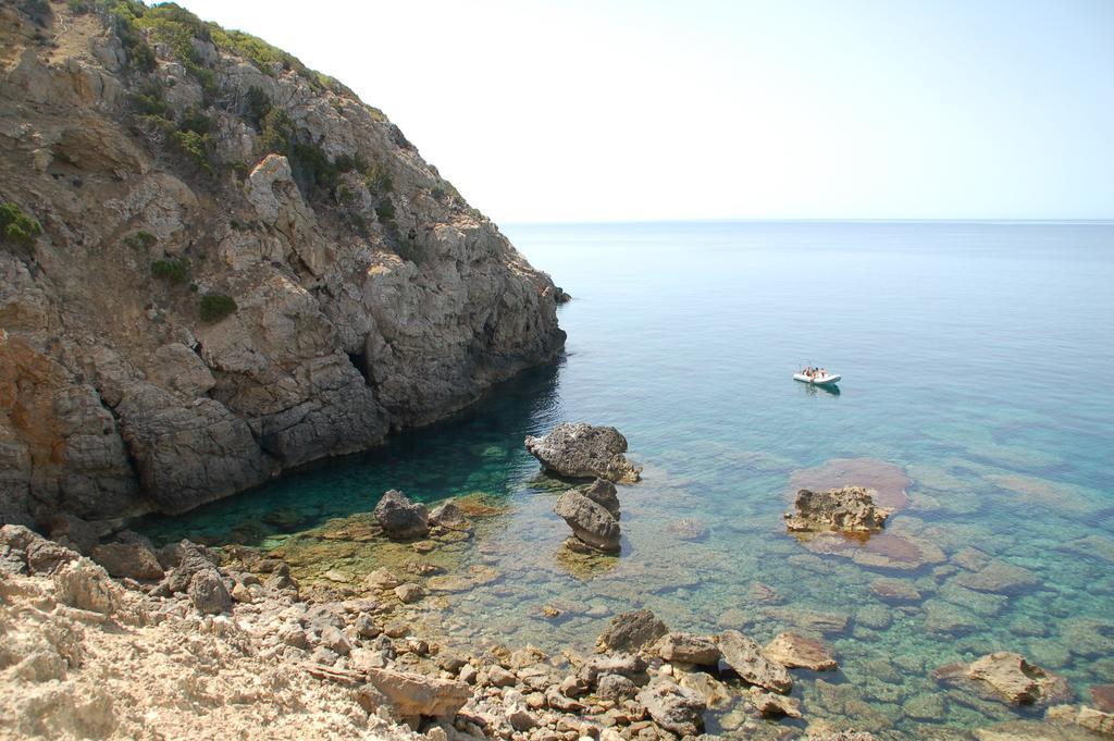 Apartments Casa Vacanze Порто Пино Екстериор снимка