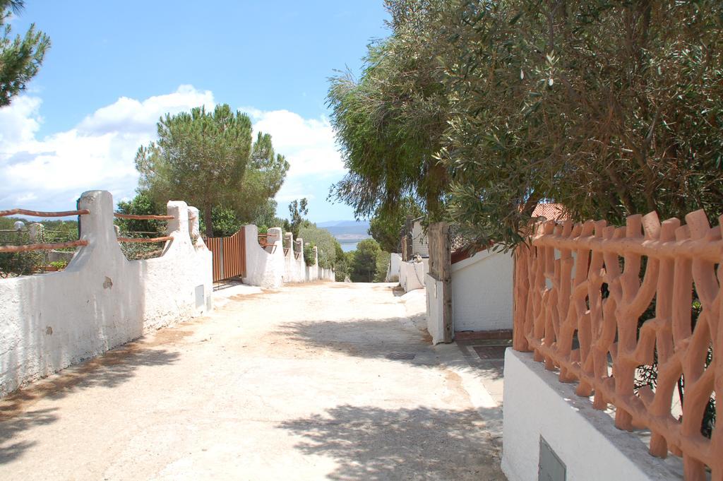 Apartments Casa Vacanze Порто Пино Екстериор снимка