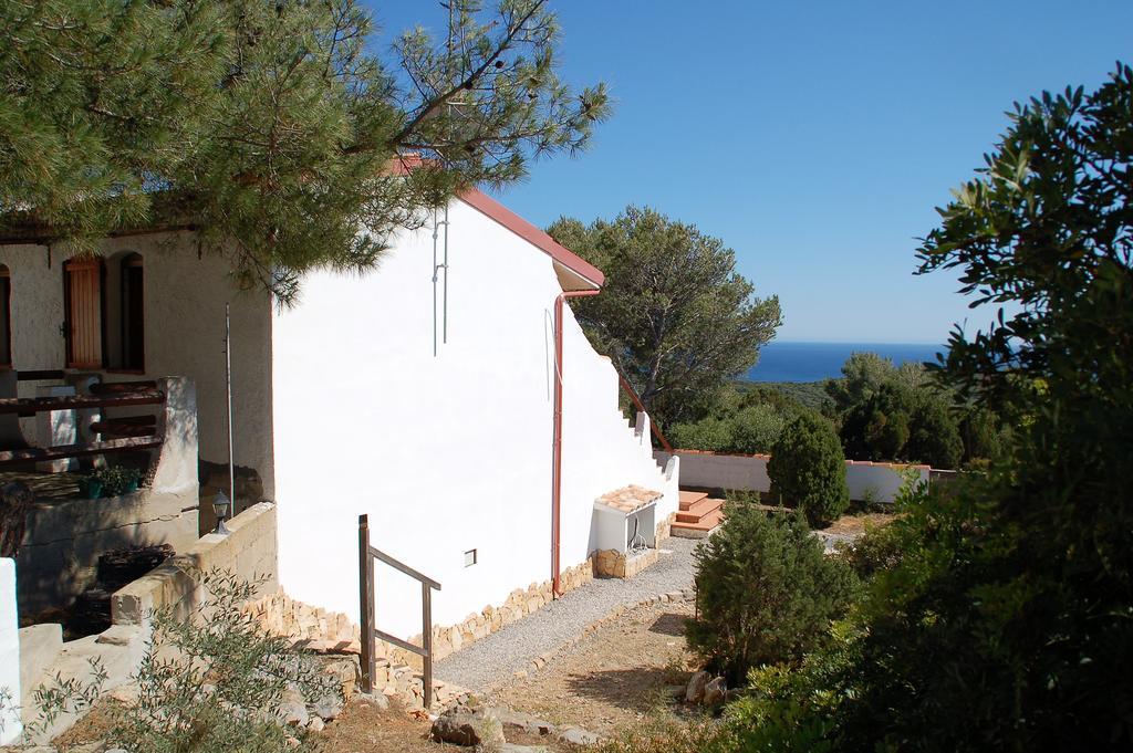 Apartments Casa Vacanze Порто Пино Екстериор снимка