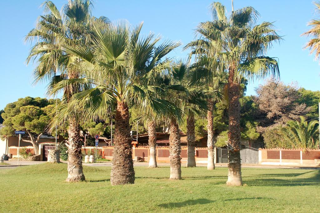 Apartments Casa Vacanze Порто Пино Екстериор снимка
